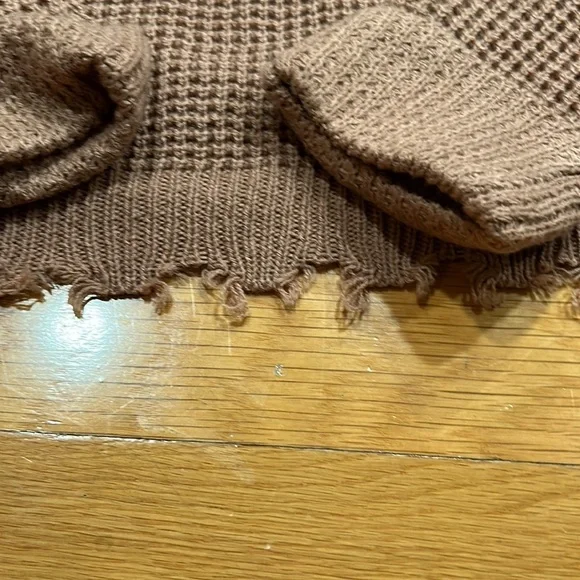 Moon & Madison XS cropped sweater great condition - Picture 3 of 4